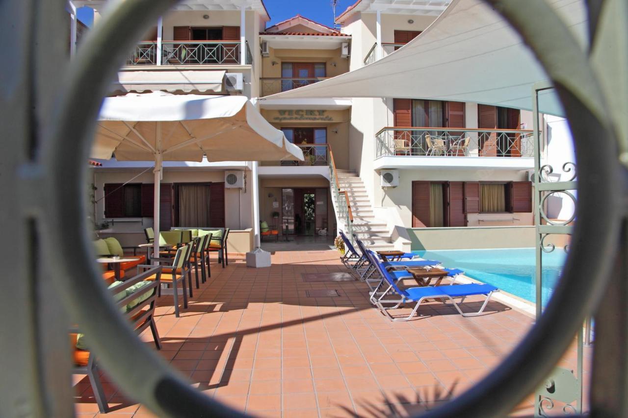 Vicky Apartments Nikiana Exterior foto